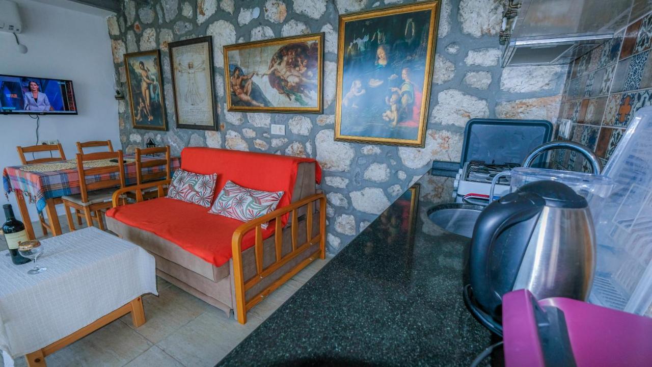 Teras Butik Apart 카라부룬 외부 사진